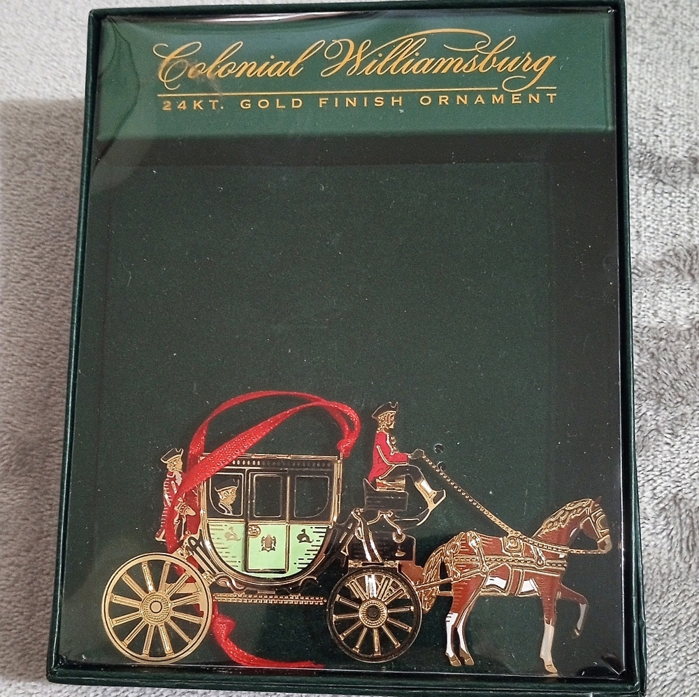 Vintage NIB Colonial Williamsburg 24K GP Robert Carter Horse & Carriage Ornament